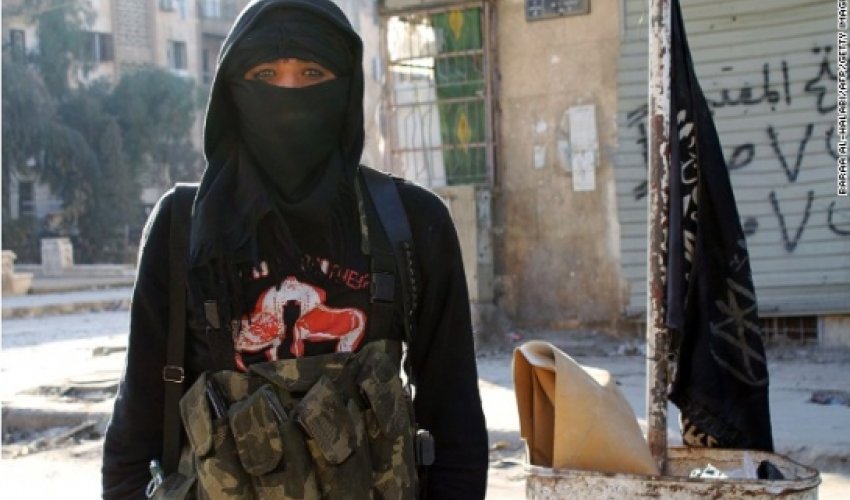 Nearly 700 killed in Syria rebel infighting Nearly 700 killed in Syria rebel infighting