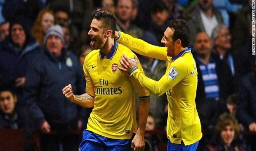 Arsenal beat Aston Villa to regain EPL top spot