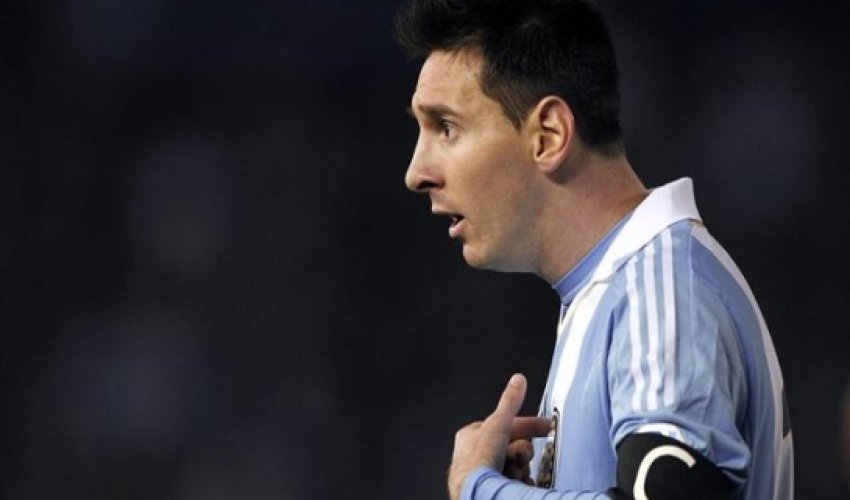 Fans vote to omit Messi from UEFA Team of the Year