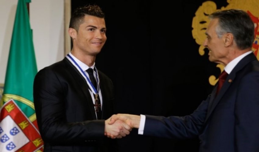 Ronaldo Honored with Grand Officer of the Order of Prince Henry Award