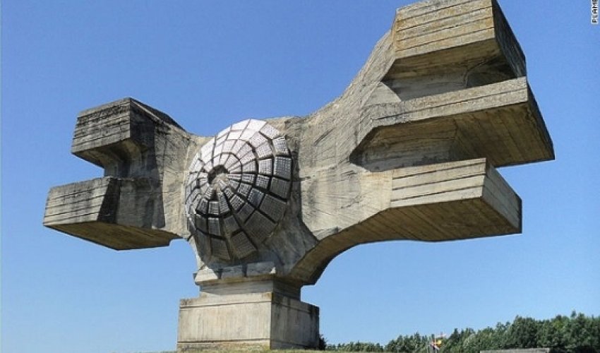 The world's ugliest monuments - PHOTO