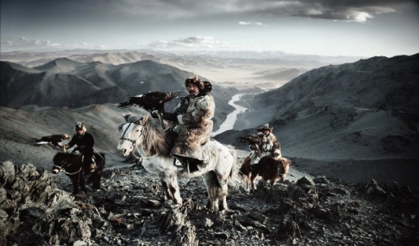 Photographer travels the world to visit 29 indigenous tribes - PHOTO