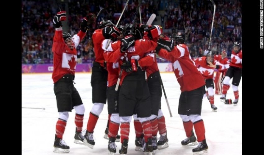 Canada breaks U.S. hearts with golden goal in women's ice hockey