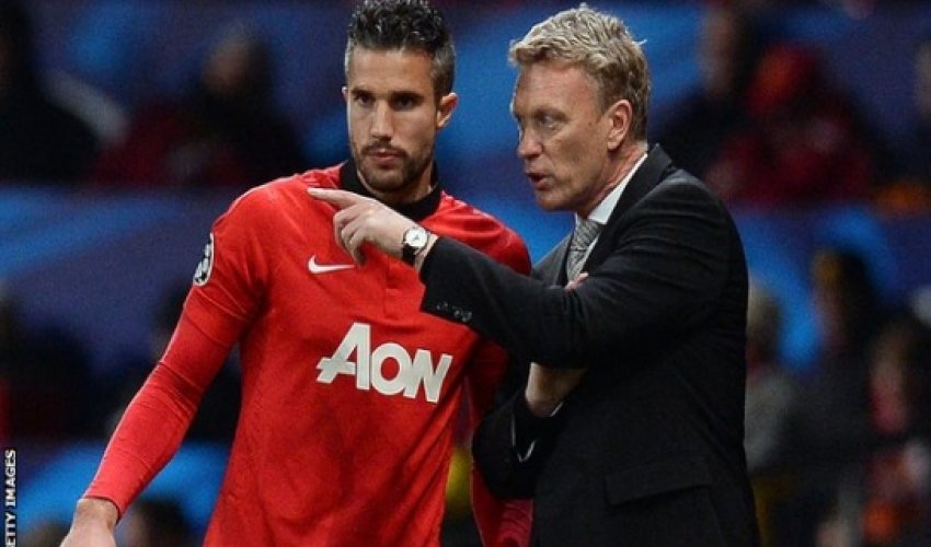 Robin van Persie: David Moyes is right man for MU