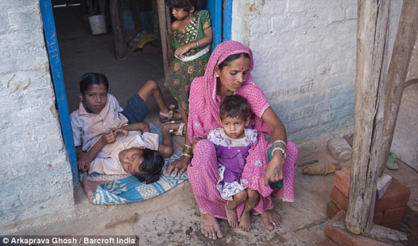 The Indian conjoined twins who are worshipped - PHOTO+VIDEO The Indian conjoined twins who are worshipped - PHOTO+VIDEO