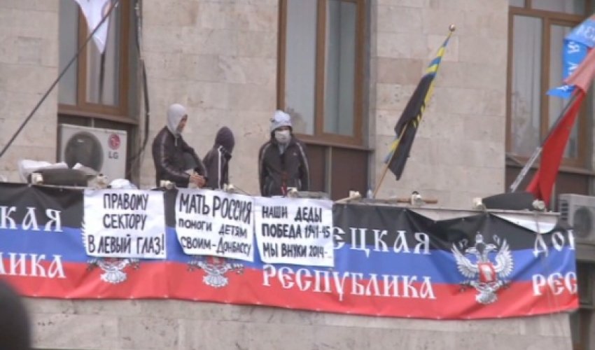 No sign of crackdown as Ukraine deadline passes No sign of crackdown as Ukraine deadline passes