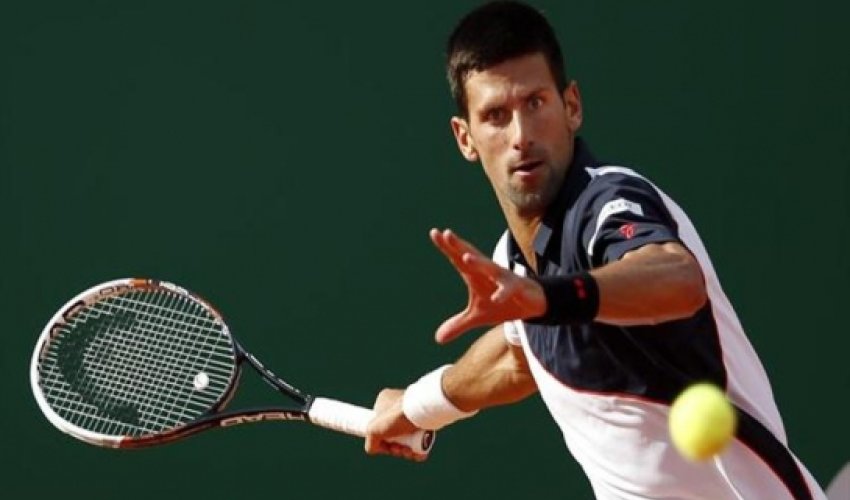 Djokovic joins Federer and Nadal in Monte Carlo quarters