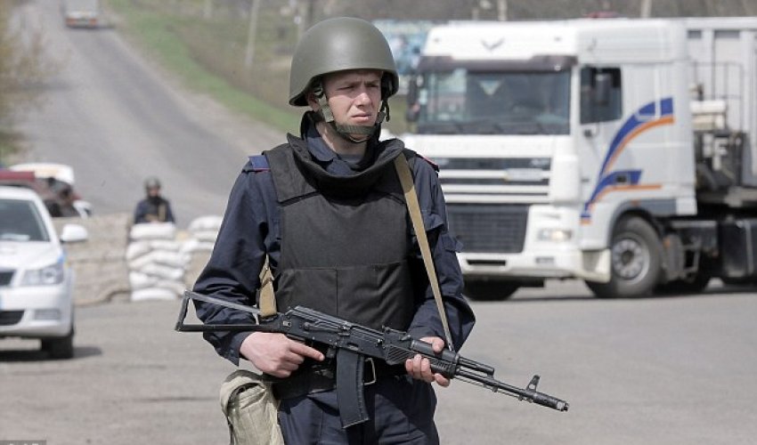 Jews are 'ordered to register and list property' in east Ukraine - PHOTO