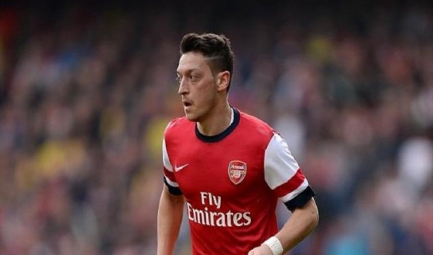 Wenger tips Ozil to win player of the year in 2015