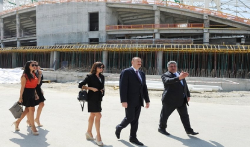 Aliyev visits Aquatic Palace under construction in Baku