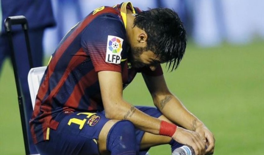 Barcelona suffer double blow as Neymar, Alba ruled out