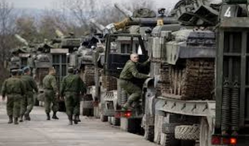 Azerbaijan, 4 others urge Russia to pull troops from Ukraine border