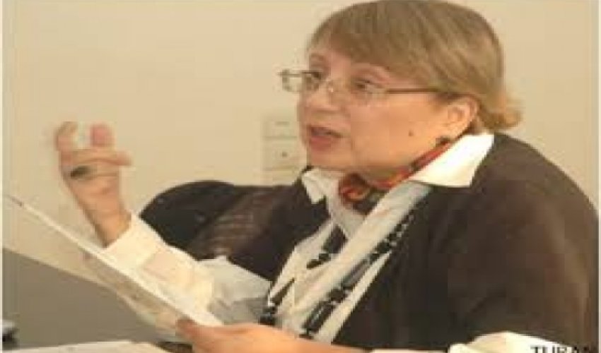 Azerbaijan rights activist Leyla Yunus set free after interrogation Azerbaijan rights activist Leyla Yunus set free after interrogation