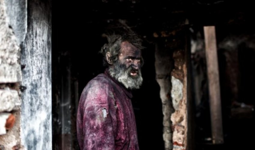 Is this the dirtiest man in Europe? - PHOTO+VIDEO Is this the dirtiest man in Europe? - PHOTO+VIDEO