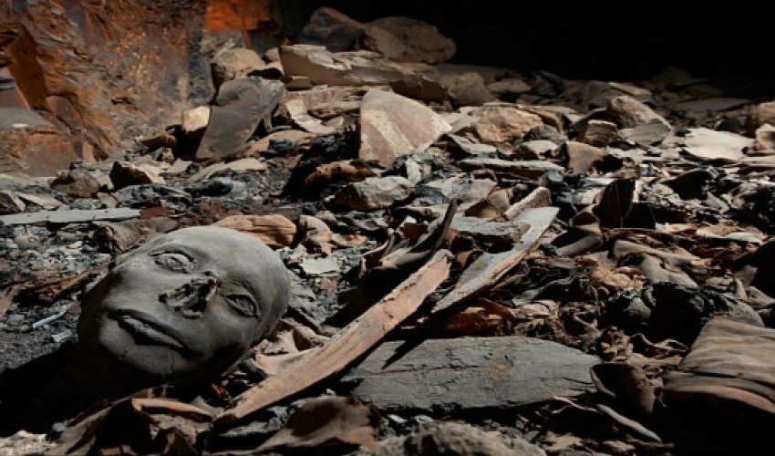 Mummified remains of ancient Egyptian royals found in burial site Mummified remains of ancient Egyptian royals found in burial site