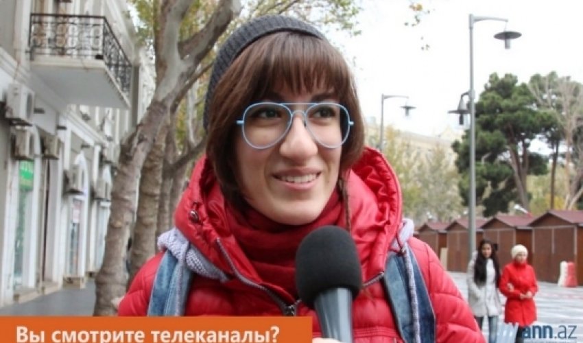 Sorğu: Azərbaycan televiziyalarına münasibətiniz necədir? - VİDEO Sorğu: Azərbaycan televiziyalarına münasibətiniz necədir? - VİDEO