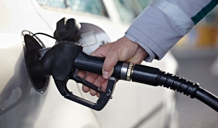 Azərbaycanda benzinin qiyməti düşəcək