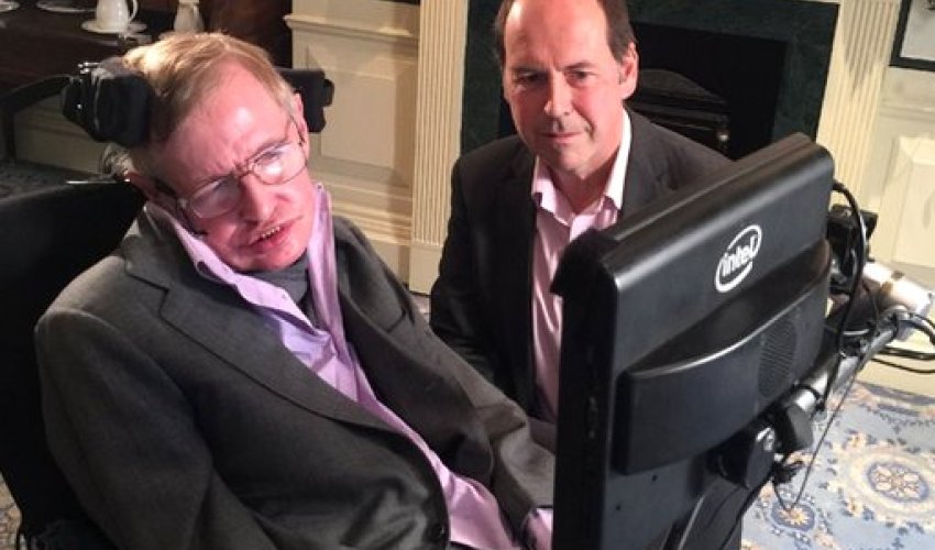 Stephen Hawking warns artificial intelligence could end mankind - VIDEO +Photo