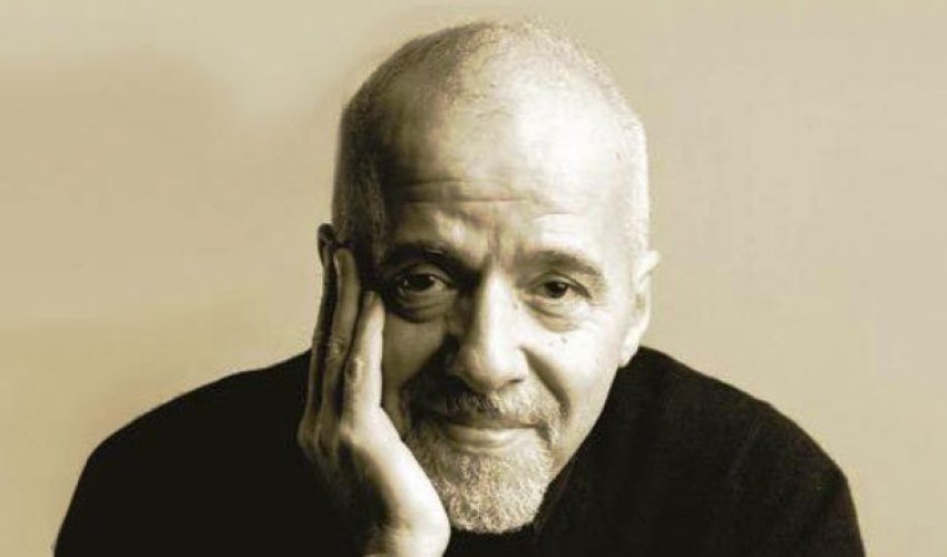 Paolo Coelho: «İçimdəki qadın enerjisindən istifadə edirəm»