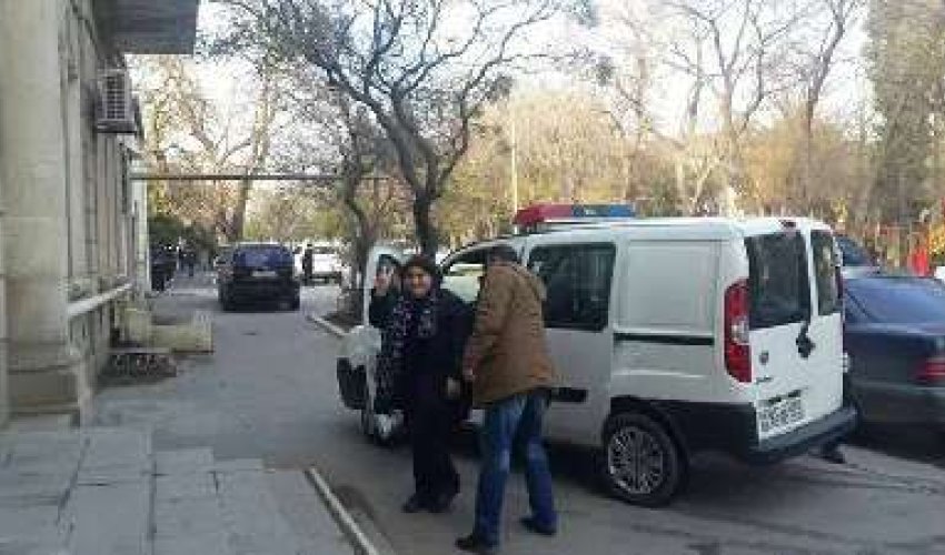 Azerbaijan arrests radio journalist Azerbaijan arrests radio journalist