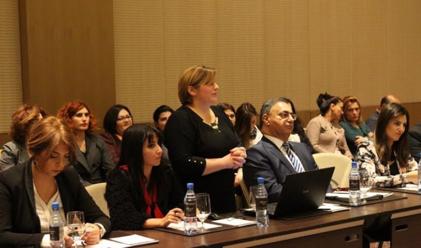 DİP “Azərbaycan qadınları 21-ci əsrdə” mövzusunda konfrans keçirdi - FOTOLAR