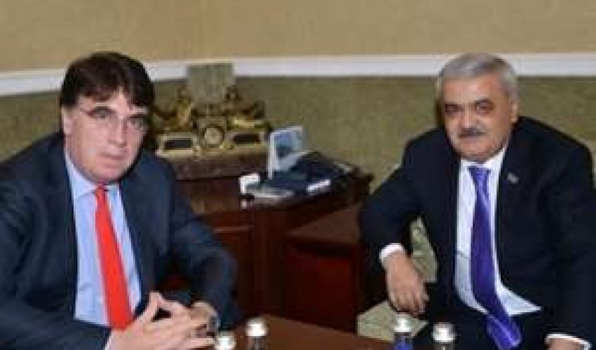 UEFA-nın baş katibi “Qarabağ”-a görə Bakıya gəldi