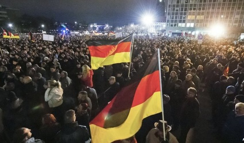 Anti-Islam 'Pegida' march in German city of Dresden