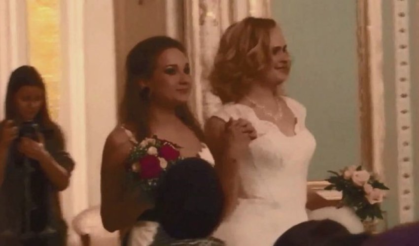 Loophole lets gay couple wed in Russia Loophole lets gay couple wed in Russia