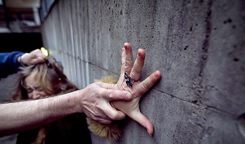 İŞİD-çilər qızları zorlanmasın deyə, belə edirlər