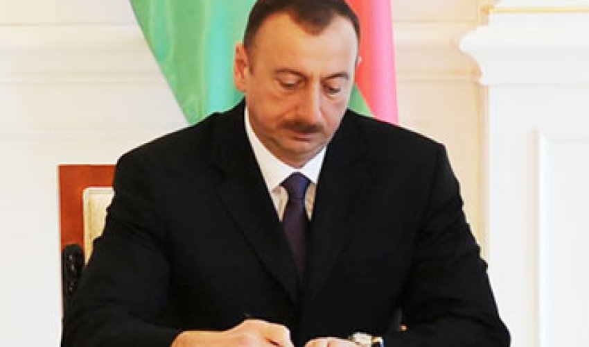 Ramiz Əzizbəyli Prezidentin fərdi təqaüdünə layiq görülüb