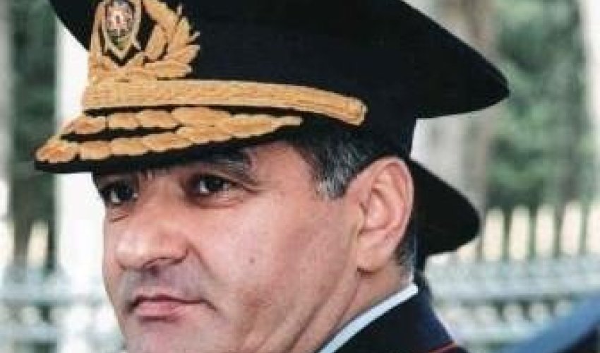 Generalın işdən qovduğu rəis qardaşı oğludur