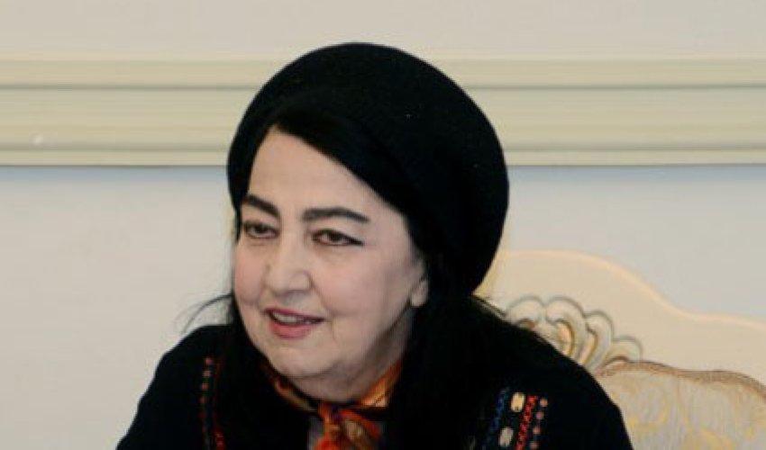 Məşhur yazıçı vəfat etdi