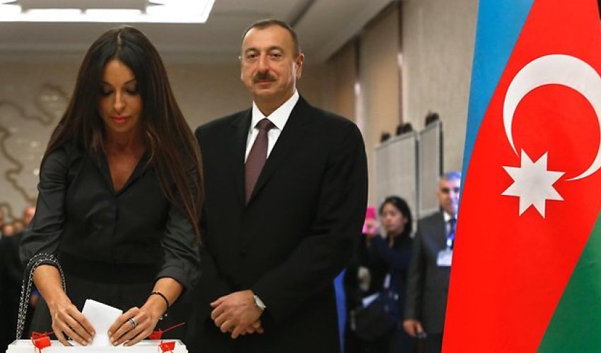 President Aliyev casts ballot in Azerbaijan local elections