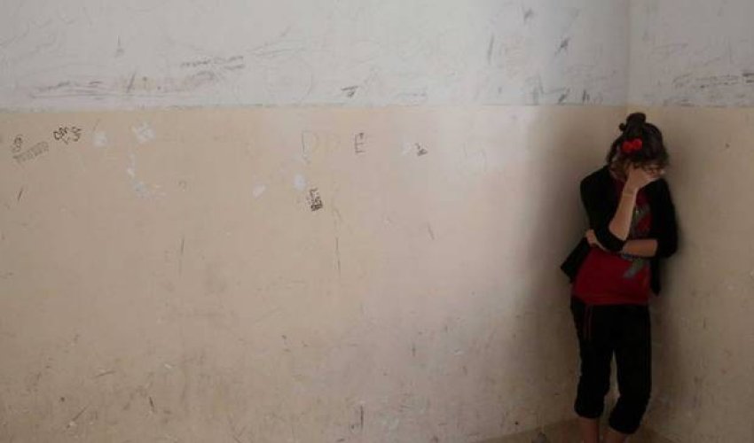 Yazidi girls killing themselves to escape rape and imprisonment by militants Yazidi girls killing themselves to escape rape and imprisonment by militants