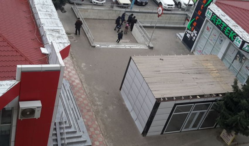 Bakıda “Həzi Aslanov”u mühasirəyə aldılar - Video Bakıda “Həzi Aslanov”u mühasirəyə aldılar - Video