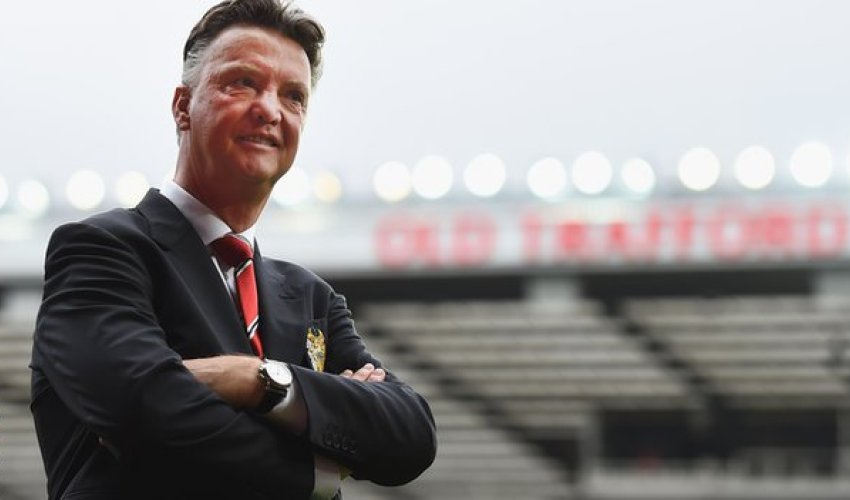 Man Utd: Louis van Gaal grateful for Sir Alex Ferguson 'belief'