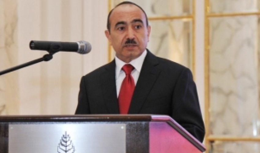 “Biz onun dadına çoxdan baxmışıq” - Əli Həsənov