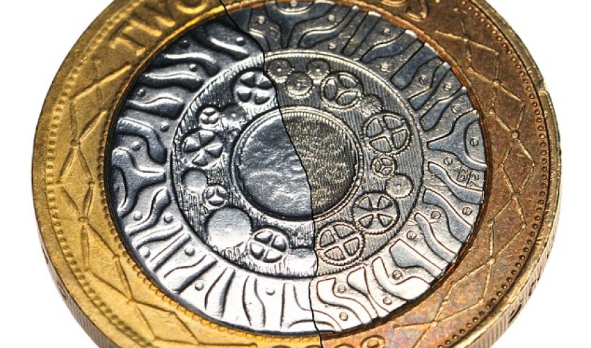 Chinese forgery gangs have learned how to make near-perfect £2 coins Chinese forgery gangs have learned how to make near-perfect £2 coins