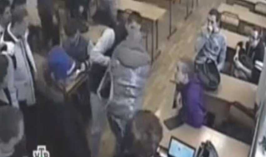 Şagirdlərin zarafatı ölümlə nəticələndi - VİDEO