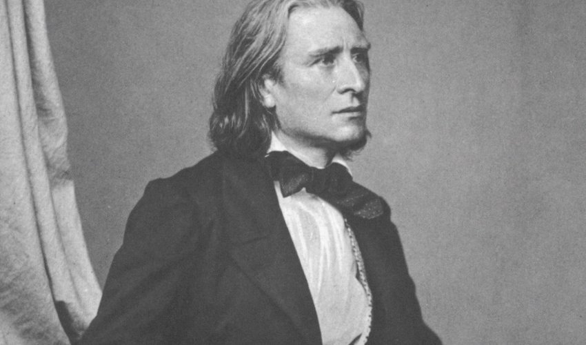 Qızı dostuyla eşq yaşayan dahi