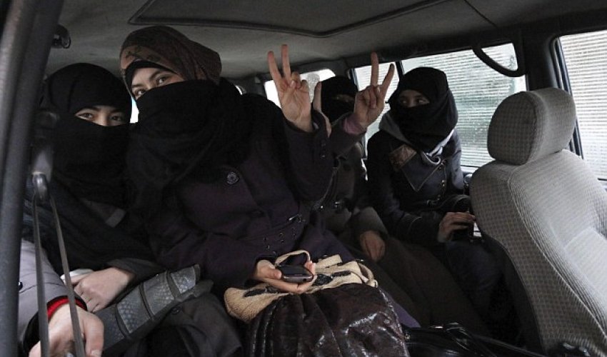 The heroic all-female battalion fighting on the frontline in war-torn Aleppo