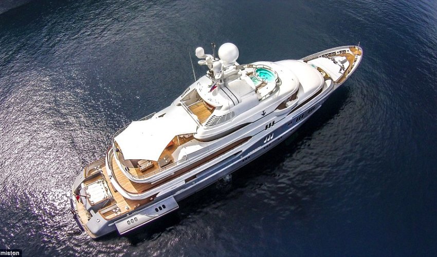 Inside the superyachts celebrities charter for up to £700,000 A WEEK Inside the superyachts celebrities charter for up to £700,000 A WEEK
