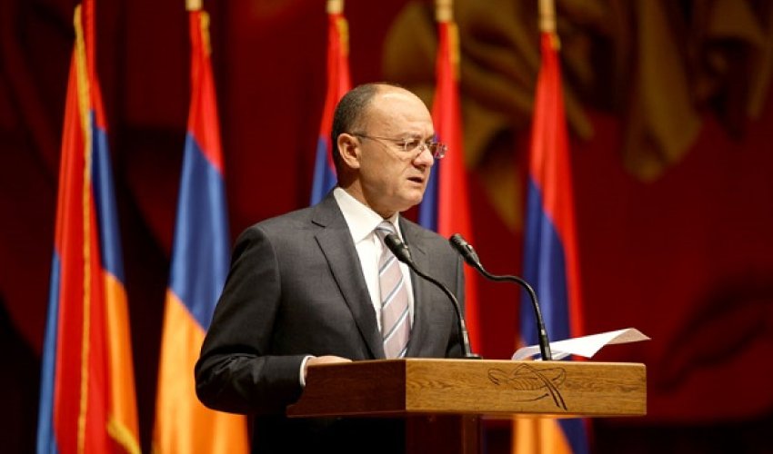 Armenian defense chief calls for 