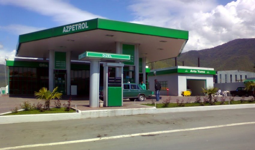 Azpetrol не будет пересматривать цену на бензин