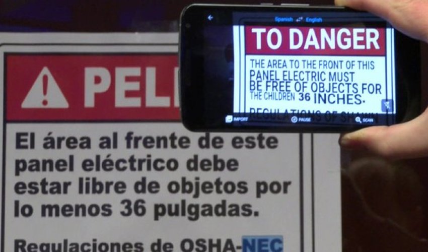 Google Translate 'turns interpreter' with voice function Google Translate 'turns interpreter' with voice function