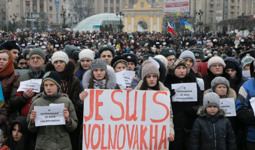 Protesters march for peace in Ukraine Protesters march for peace in Ukraine