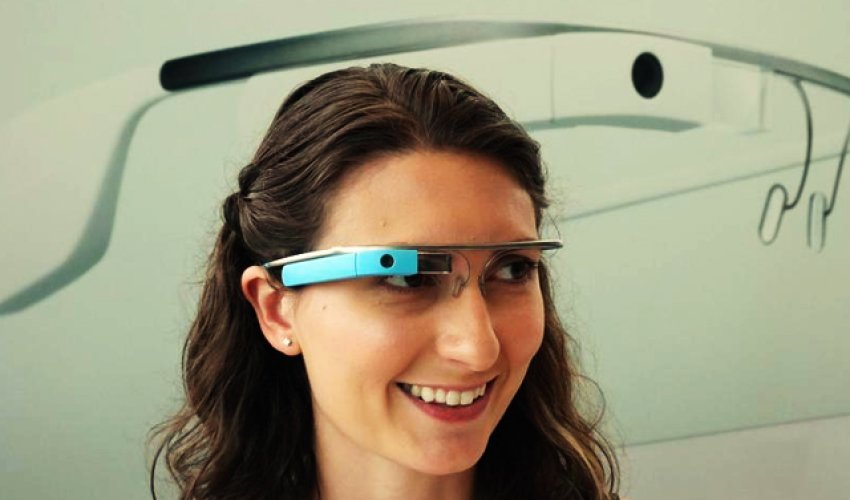 Google Glass sales halted but firm says kit is not dead Google Glass sales halted but firm says kit is not dead