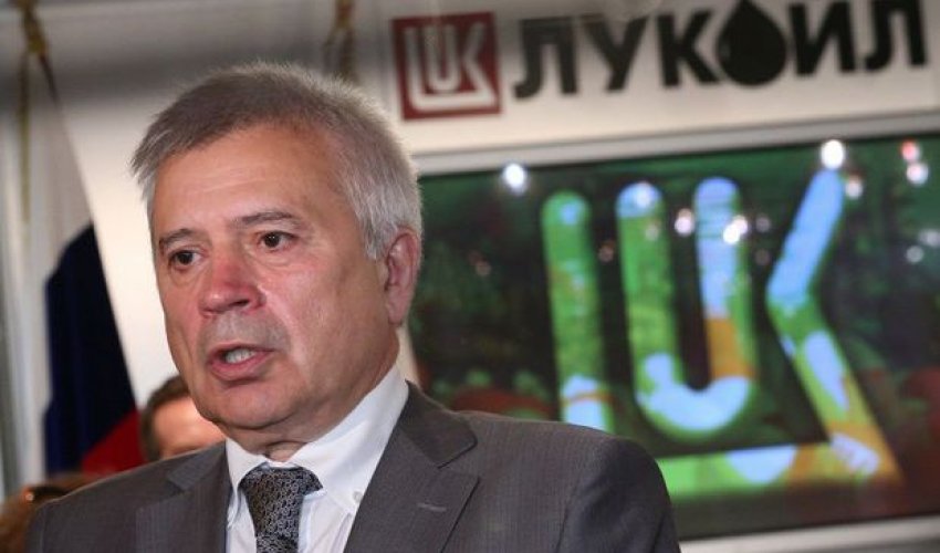 Vahid Ələkbərov: Birinci rübdə neftin qiyməti 50 dollar olacaq Vahid Ələkbərov: Birinci rübdə neftin qiyməti 50 dollar olacaq