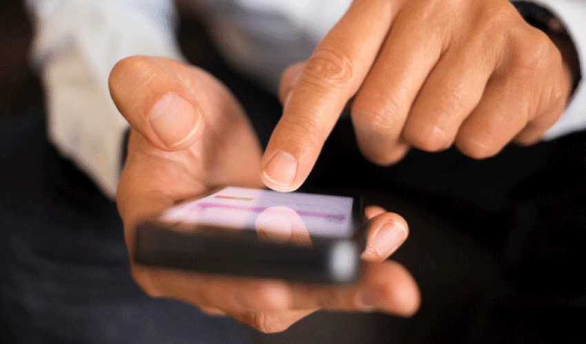 Smarter people use iPhones Smarter people use iPhones