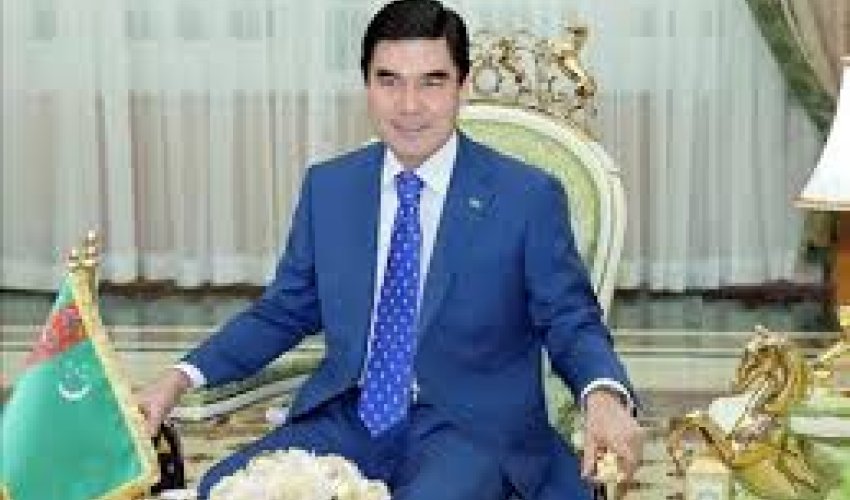Turkmen president, Azeri foreign minister discuss ties